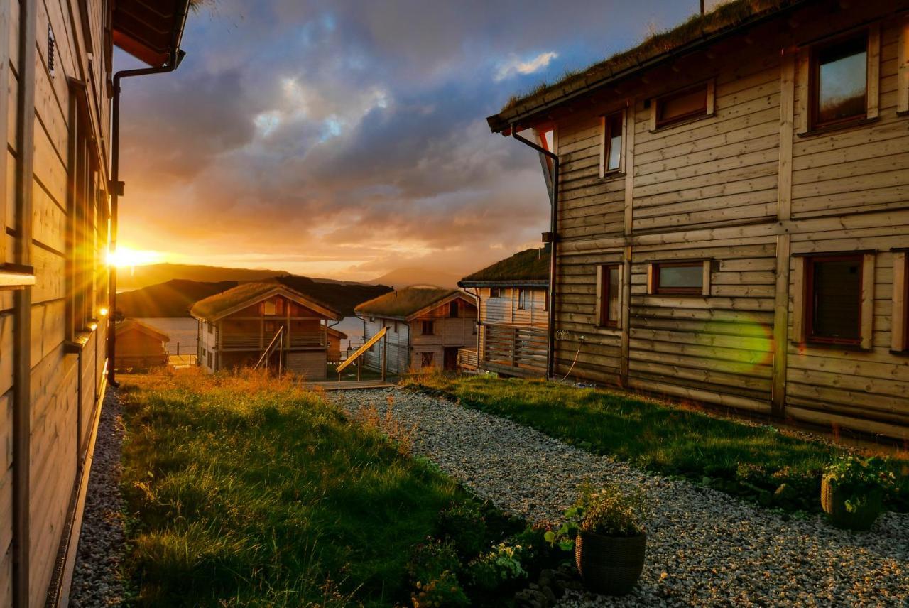 Villa Mikkelvik Brygge Mikkelvika Esterno foto
